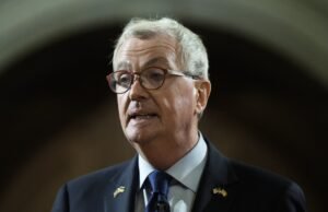 O governador de Nova Jersey encontra restrições federais em voos de helicópteros desnecessários após um acidente fatal