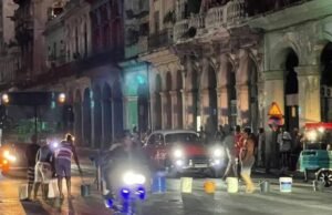 Protestos em Havana e barricadas: os cubanos cortam estradas por baldes para escassez de água