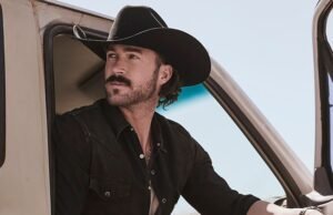 Riley Green publica a versão do álbum ‘Don’t Think I Do’