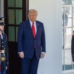 Trump que faz araceles e um mínimo específico de 10%