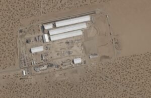 O governo Trump tem um contrato de US $ 1,2 bilhão para uma empresa não processada para prisão por imigração