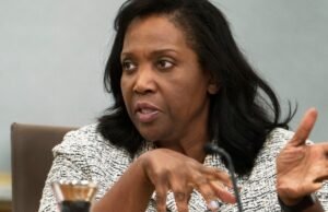 Trump incendiou a governadora do Federal Reserve, Lisa Cook, lançou uma batalha legal