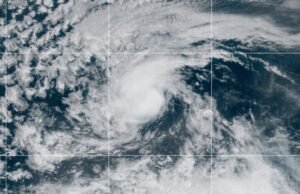 Aerin tornou -se um “desastre” da faixa de ciclone 5 quando continuou com antecedência no Atlântico