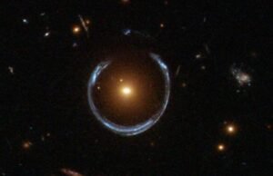 O maior bilhão de buracos negros é o maior do universo de 36 bilhões de sol