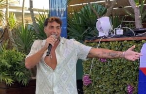 Montoya levou sua carreira profissional, desta vez como cantora em Chipona