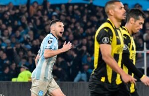 Com dois gols de Marvi Martinez, o Racing venceu o jogo vocal por 3-1 para Payerol e entrou nas semifinais de Libertdores