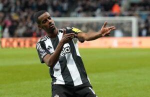 Nucasal respondeu à publicação de Alexander Isak, na qual ele pede sua partida
