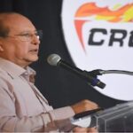 Moion Macha, líder da organização Union Croc Company, em Camp,