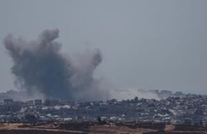 Os israelenses agressivos contra a faixa Gaza deixam mais de 62.100 mortos