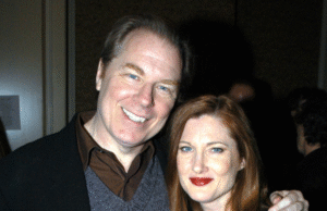 ‘Virgin River’ vista com a estrela Annet O -Tool durante a estrela dos anos 80, Michael McCain, raro passeio