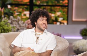 O vídeo ‘Ton Deff’ de Benny Blanco atrai a ira dos fãs: ‘A vida é ridícula’