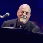 Billy Joel compartilha foto de família rara em homenagem à doce homenagem