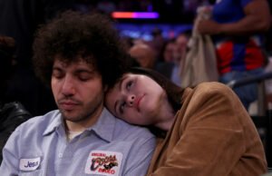 Comentário de Benny Blanco sobre o último post de Selena Gomez é tudo