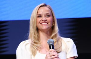 Os corajosos fãs de Dive de Rice Vitten se casam durante as férias com a criança