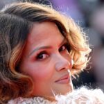 Elogios elogios Halle Berry por fotos sensuais na cama