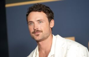 Dillon Afron brilhou em um corpo rasgado nas fotos do novo Hampton – e os fãs estão perdendo