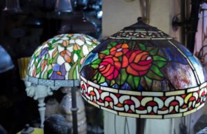 O HomeGooms está vendendo um desses modos icônicos da lâmpada e os clientes estão procurando por toda parte para encontrar