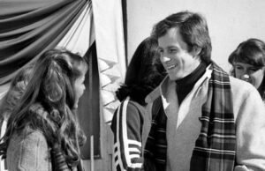 ‘Ginnar of General Hospital’ e Srinner ‘Friends’ Lembre -se de Triton Rogers