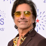 John Stamos tem ‘menos de 24 horas’ para se preparar para papéis inesperados: ‘um pouco