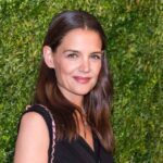 O balde de Katie Holmes é o seu próprio Treak