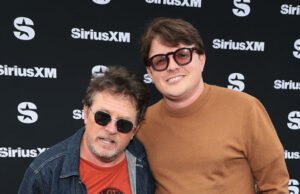 Michael J Fox e o filho Sam saíram juntos para parecer um tapete vermelho raro