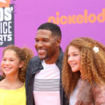 Michael Starts Gultes nos gêmeos Sophia e Isabella Stranan ‘Novas fotos livres’: ‘Seja orgulhoso’