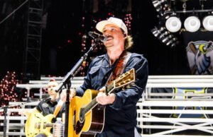 Morgan Vallen Elton John faz uma história de relacionamento como ‘eu’