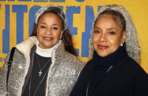 Debi Len Len e Philiah Rashid se tornam virais no momento da doce irmã