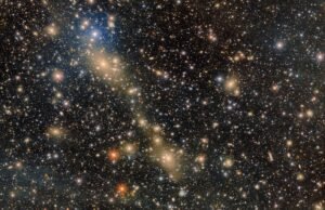 Os cientistas pegaram uma ponte de estrelas errantes de uma galáxia para outra na galáxia