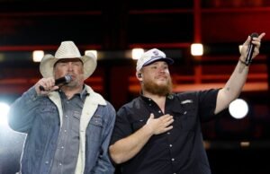 Luke Combs o surpreendeu pelos caros presentes de Gasta Brooks para ele