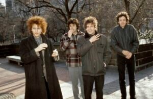 Esta banda de rock dos anos 80 lançou a versão de luxada de seu álbum clássico