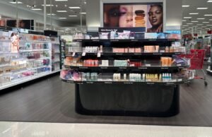 Declara a parceria com o vômito da Target – isso significa que para sua próxima parte