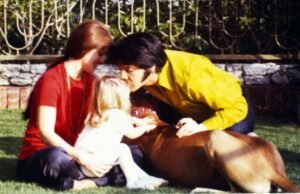 O passado do dia de Lisa Mary Presley, quando Elvis Presley morreu