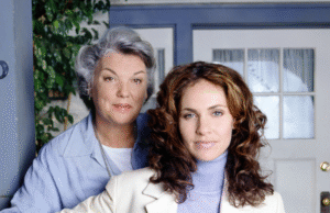 Amy Brainman e Tyne Dalley mais uma vez se reuniu depois que o ‘juiz Amy’ termina e ele apareceu