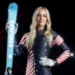 O esquiador Lindsey Vonn, 40, mostra pernas por dias em pequenos shorts pretos pequenos