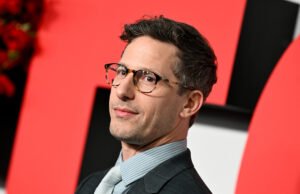 O cachorro de Andy Samberg, a morte de Frisbi chama de ‘um sonho cheio’