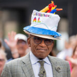 Parabéns chegando a Al Roker após o novo post