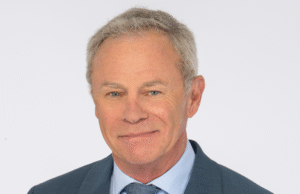 O Triângulo Dental do ‘Hospital Geral’ Rogers foi homenageado por Rick Springfield em tributo ao toque