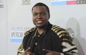 Cena Kingston trabalhará na prisão por 3 anos e meio para o plano de fraude