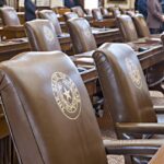 O democrata do Texas chega para a Califórnia como repúblicas mais espalações excessivas