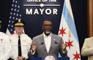 O prefeito de couve Trump das cidades como uma redução significativa em crimes violentos como ‘sem lei’