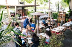 Melhores restaurantes para pátio ao ar livre para jantar em Los Angeles neste verão