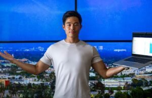 O Google YouTube está treinando suas ferramentas de IA em vídeos. Esses fabricantes não estão felizes