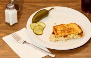 Melhor sanduíche derretido de Tona em Los Angeles e Orange County