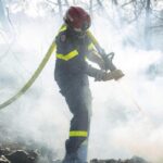 Altas temperaturas ameaçam reviver o fogo após o maior incêndio dos franceses em décadas