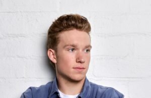 Conheça Tie Myers, General Z Blues Gitaryer Ticktok Country Hartthrob