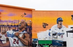 ‘A Twist on’: New Mural Kobe coloca o Bryant em um equipamento Durger