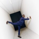 Aylahsaasca. Jogue futebol. Deus. Sterling K. Brown tem quase tudo