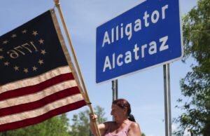 Juízes no ‘Alligator Alcatraz’ da Flórida é o peso daqueles que são presos