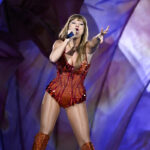 Douundown aparece no site de Taylor Swift em meio à especulação newbal